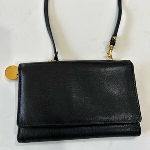 Amanda Smith Black leather crossbody wallet